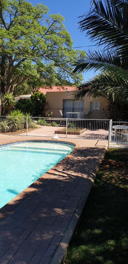 Spandau Manor Graaff Reinet Luaran gambar